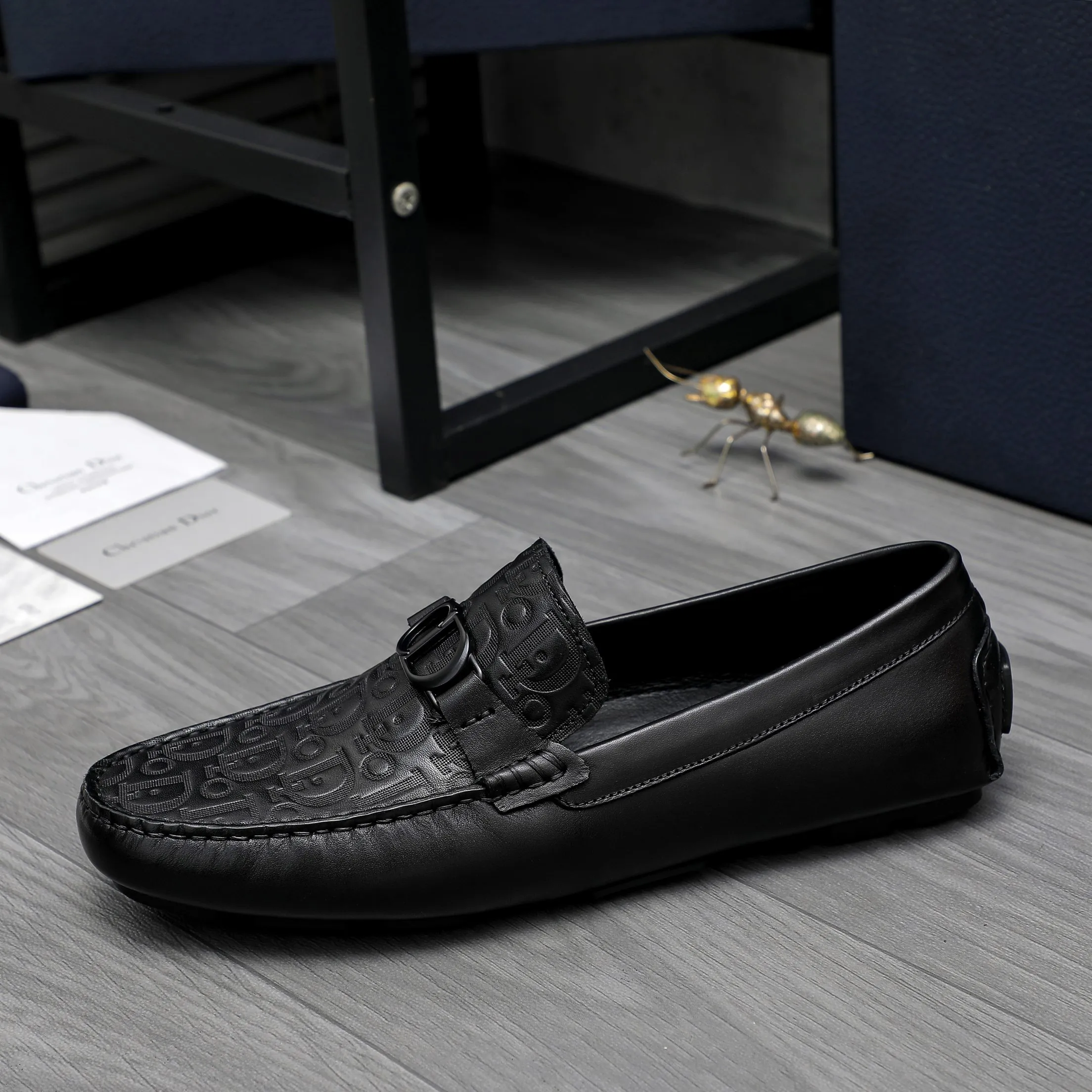 Men's shoes 💰400 Product trademark: Dior "Dior" casual slip-on shoes Regular size: 38-45 (45 is custom-made and non-returnable) Product materials: Selected cowhide embossed upper, pigskin lining, rubber outsole